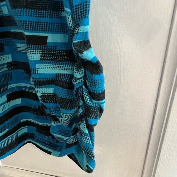 Ladies  tank - Picture 2 of 5